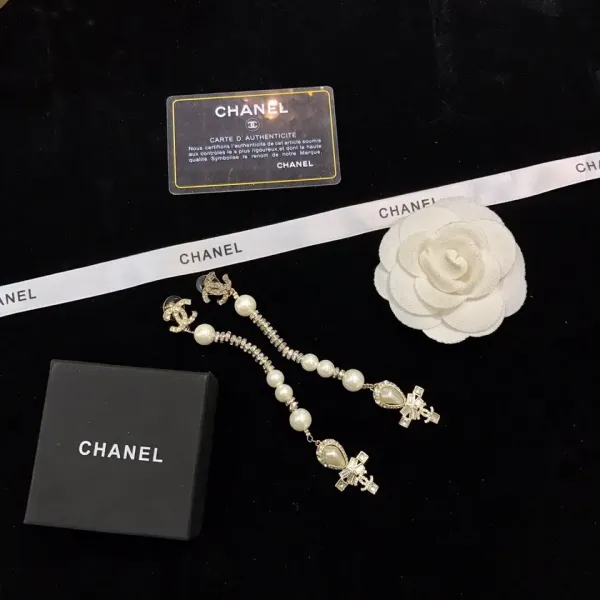 【CHANEL 】 シャネル   ファッションスタイルのイヤリング