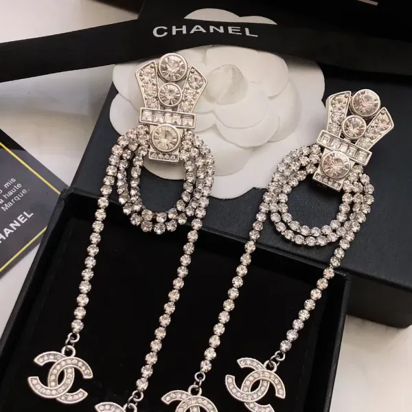 【CHANEL 】 シャネル   ファッションスタイルのイヤリング