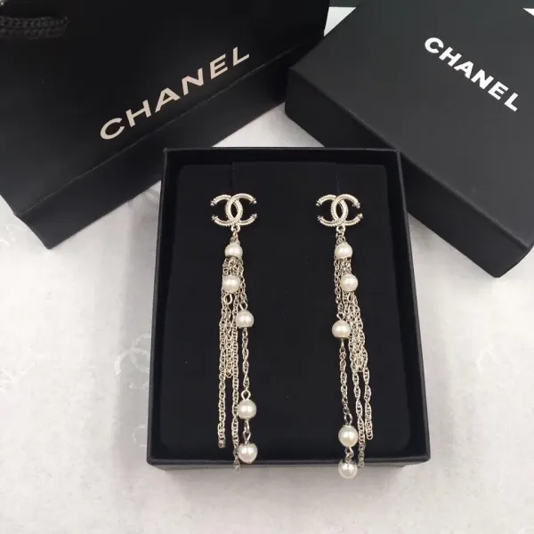 【CHANEL 】 シャネル   ファッションスタイルのイヤリング