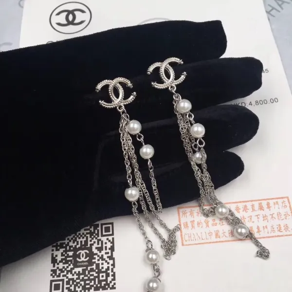 【CHANEL 】 シャネル   ファッションスタイルのイヤリング