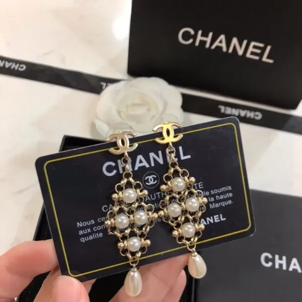 【CHANEL 】 シャネル   ファッションスタイルのイヤリング