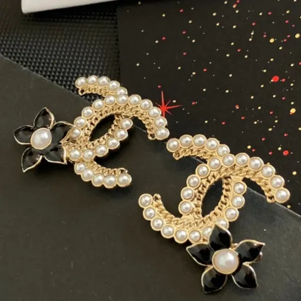【CHANEL 】 シャネル   ファッションスタイルのイヤリング