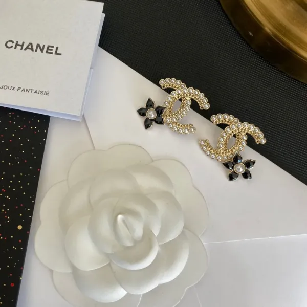 【CHANEL 】 シャネル   ファッションスタイルのイヤリング