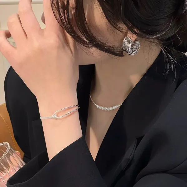 【BALENCIAGA 】 バレンシアガ   ファッションスタイルのイヤリング