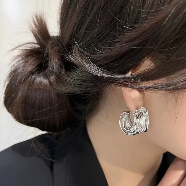 【BALENCIAGA 】 バレンシアガ   ファッションスタイルのイヤリング