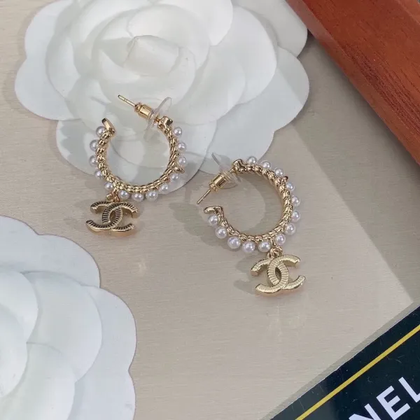 【CHANEL 】 シャネル   ファッションスタイルのイヤリング