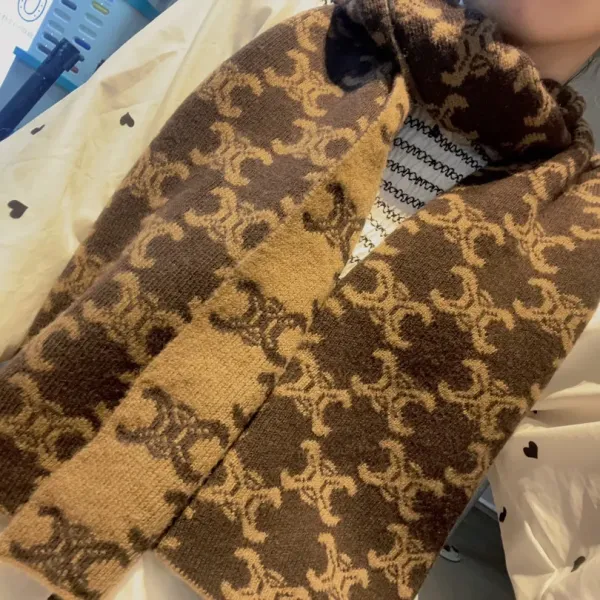 【CELINE セリーヌ】スカーフ  30*180CM    241108