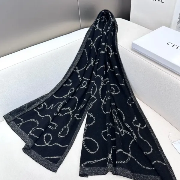 【CELINE セリーヌ】スカーフ  62*195CM  241108
