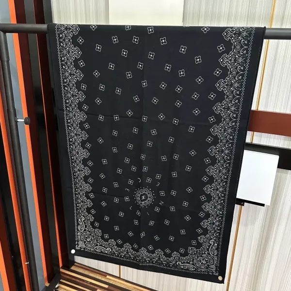【CELINE セリーヌ】スカーフ 65*185CM  241108