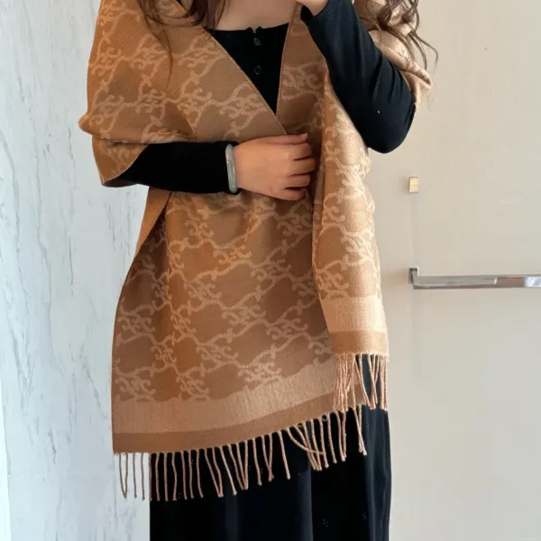 【FENDI  フェンディ】スカーフ 35*215CM   241207