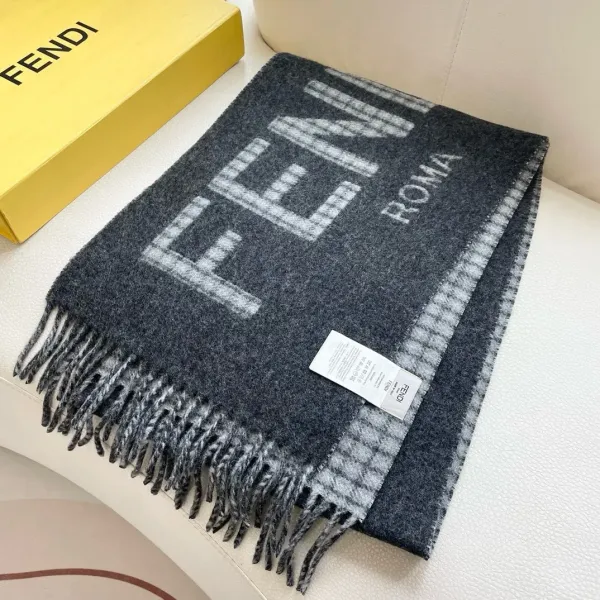 【FENDI フェンディ】スカーフ30*180CM 241109 【FENDI フェンディ】スカーフ30*180CM 241109