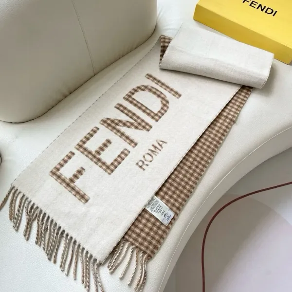 【FENDI フェンディ】スカーフ30*180CM 241109 【FENDI フェンディ】スカーフ30*180CM 241109