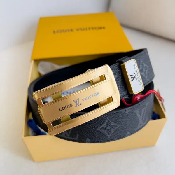 LV【LOUIS VUITTON】(ルイヴィトン) 3.5cmベルト メンズ  240903