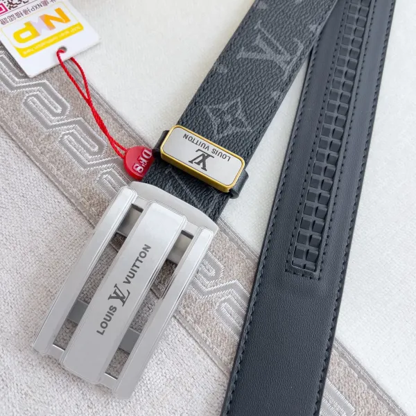 LV【LOUIS VUITTON】(ルイヴィトン) 3.5cmベルト メンズ  240903