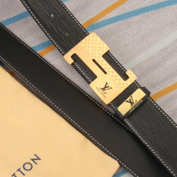 【 LOUIS VUITTON】(ルイヴィトン) 3.8cmベルト メンズ