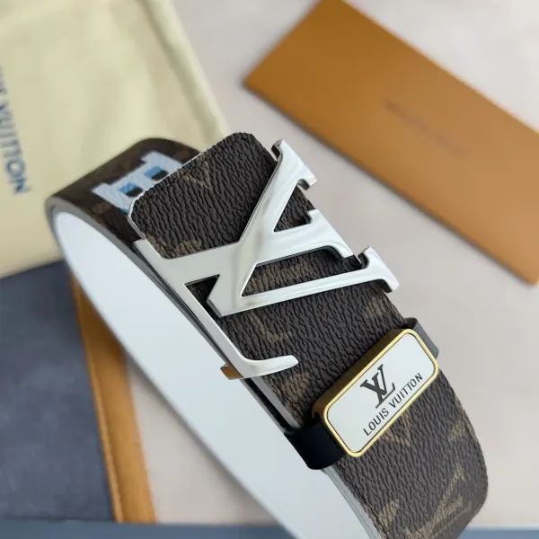 【 LOUIS VUITTON】(ルイヴィトン) 3.8cmベルト メンズ