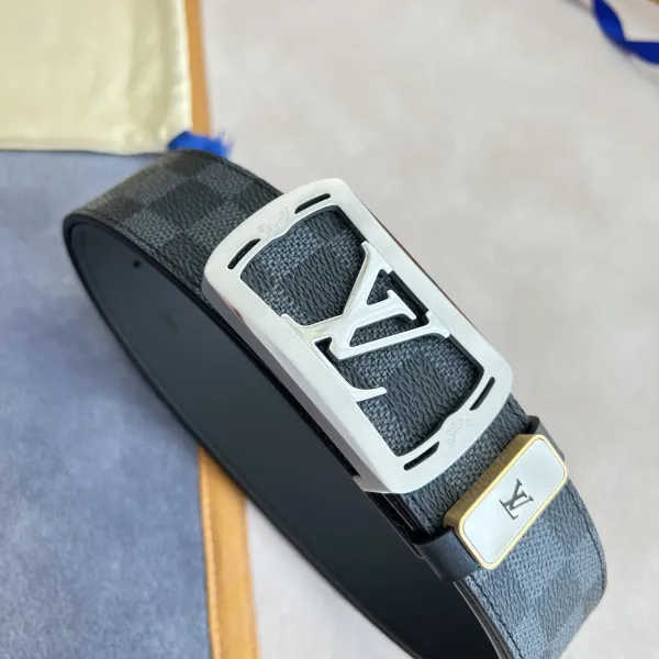 【 LOUIS VUITTON】(ルイヴィトン) 3.5cmベルト メンズ 【 LOUIS VUITTON】(ルイヴィトン) 3.5cmベルト メンズ