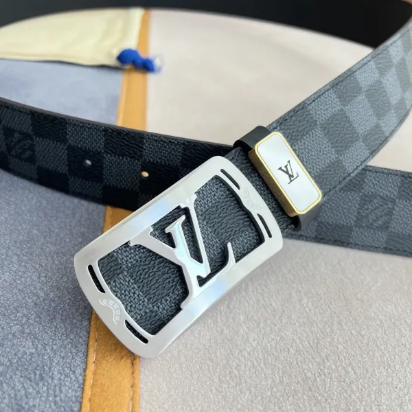 【 LOUIS VUITTON】(ルイヴィトン) 3.5cmベルト メンズ 【 LOUIS VUITTON】(ルイヴィトン) 3.5cmベルト メンズ