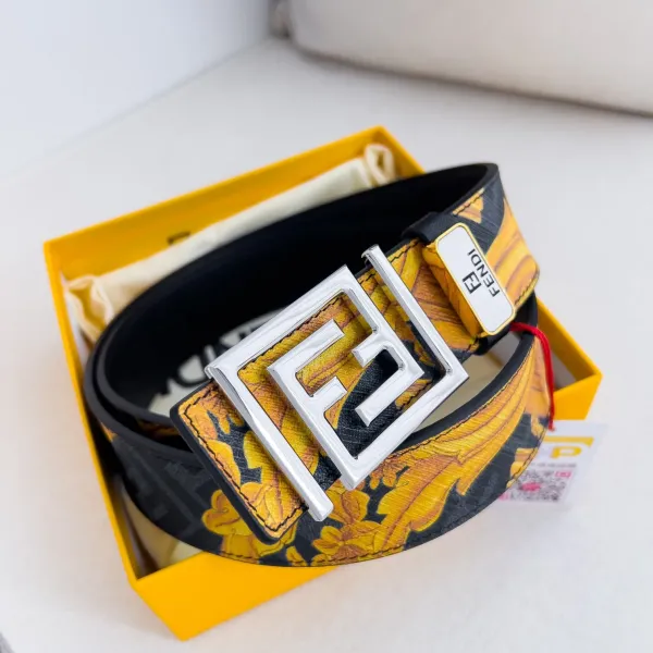 【FENDI】(フェンディ) 4cmベルト メンズ 240903