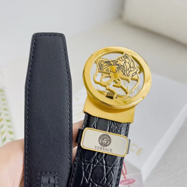 【VERSACE】(ヴェルサーチ) 3.5cmベルト メンズ 240903