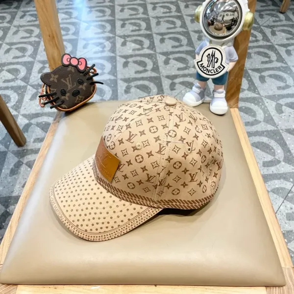 LV 【LOUIS VUITTON  ルイヴィトン】【数量限定】 野球帽 / ハット  241011