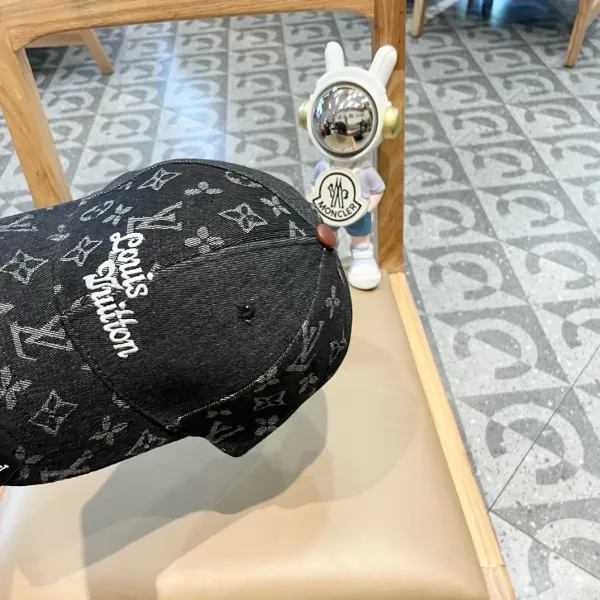 LV 【LOUIS VUITTON  ルイヴィトン】【数量限定】 野球帽 / ハット  241011