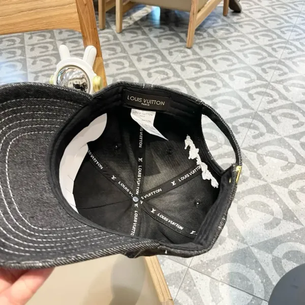 LV 【LOUIS VUITTON  ルイヴィトン】【数量限定】 野球帽 / ハット 241011