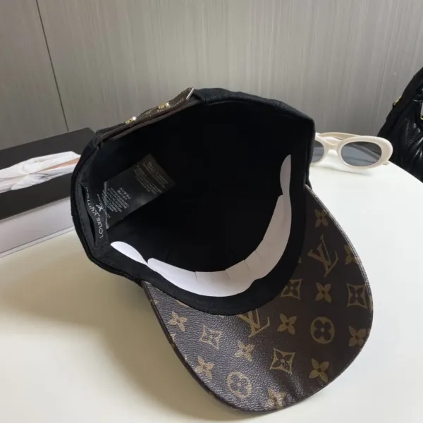 LV 【LOUIS VUITTON  ルイヴィトン】【数量限定】 野球帽 / ハット  241011