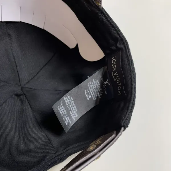 LV 【LOUIS VUITTON  ルイヴィトン】【数量限定】 野球帽 / ハット  241011