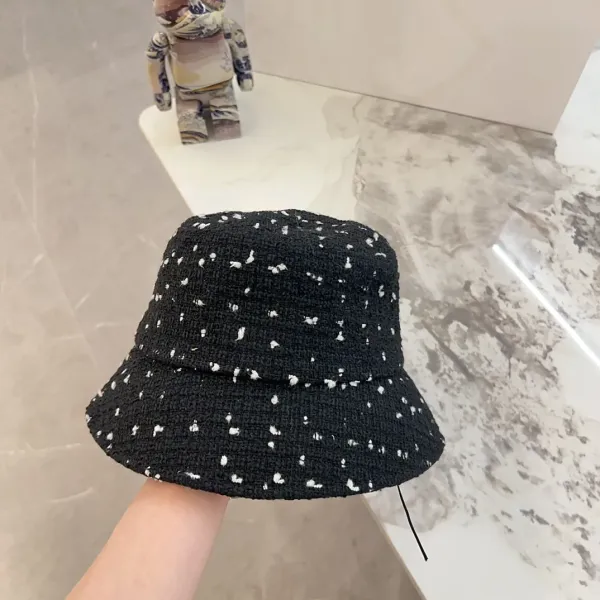 CHANEL(シャネル)フィッシャーマンズハット 240904