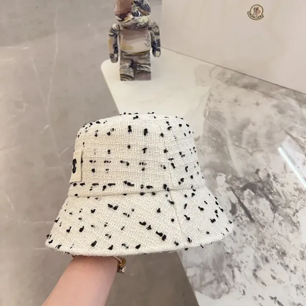 CHANEL(シャネル)フィッシャーマンズハット 240904
