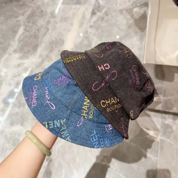 CHANEL(シャネル)フィッシャーマンズハット 240904