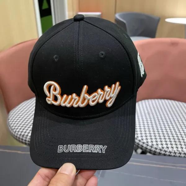 【BURBERRY  バーバリー】【数量限定】 野球帽 / ハット 241011