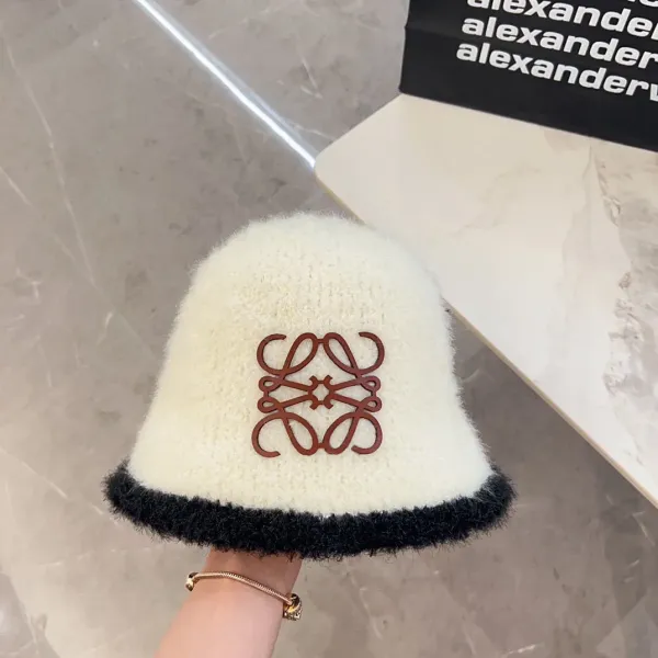 LOEWE(ロエベ )フィッシャーマンズハット 241126