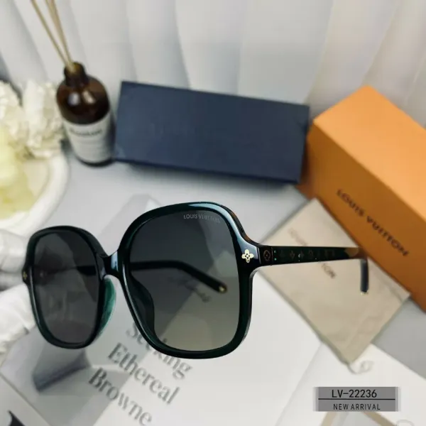 LOUIS VUITTON(ルイヴィトン) サングラス 24706