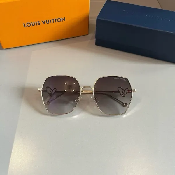 LOUIS VUITTON(ルイヴィトン) サングラス 24706