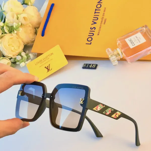 LOUIS VUITTON(ルイヴィトン) サングラス