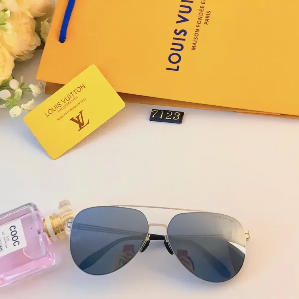 LOUIS VUITTON(ルイヴィトン) サングラス