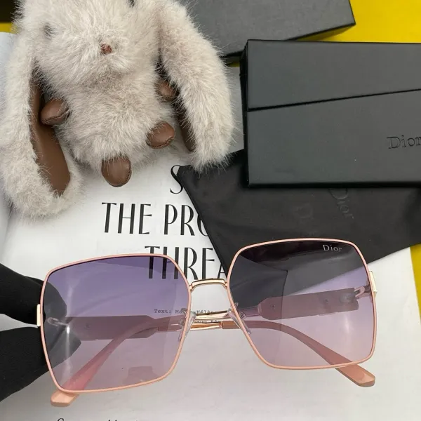 DIOR( ディオール ) サングラス  241012