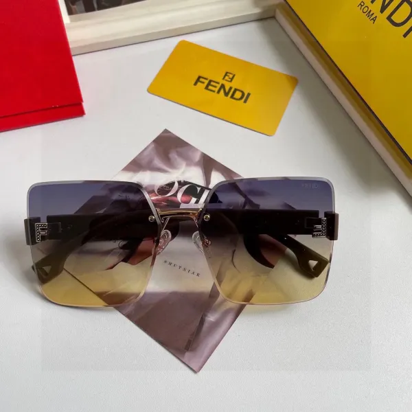FENDI(フェンディ ) サングラス 24706