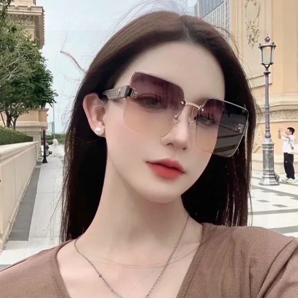 FENDI(フェンディ) サングラス