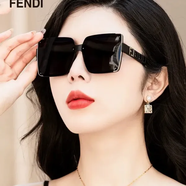 FENDI(フェンディ) サングラス