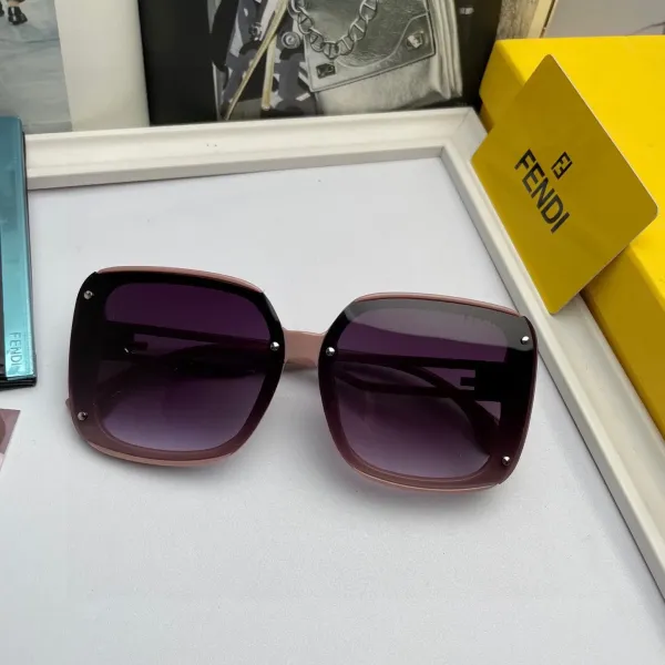 FENDI(フェンディ ) サングラス