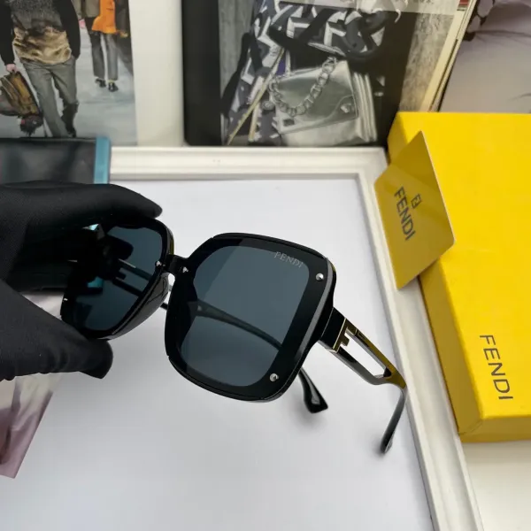 FENDI(フェンディ ) サングラス