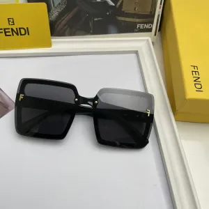 FENDI(  フェンディ ) サングラス