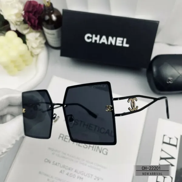 CHANEL( シャネル) サングラス 241012