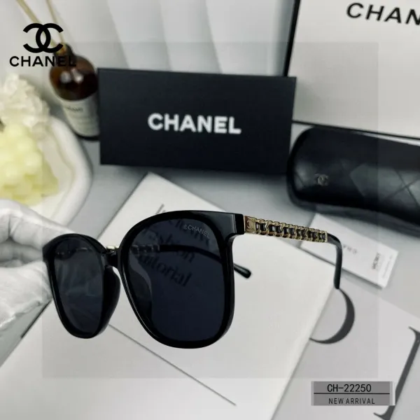 CHANEL( シャネル) サングラス 241012