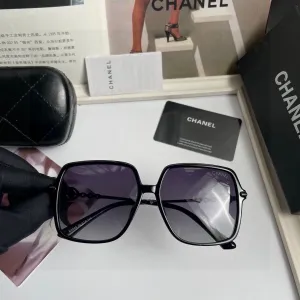 CHANEL( シャネル) サングラス 2475