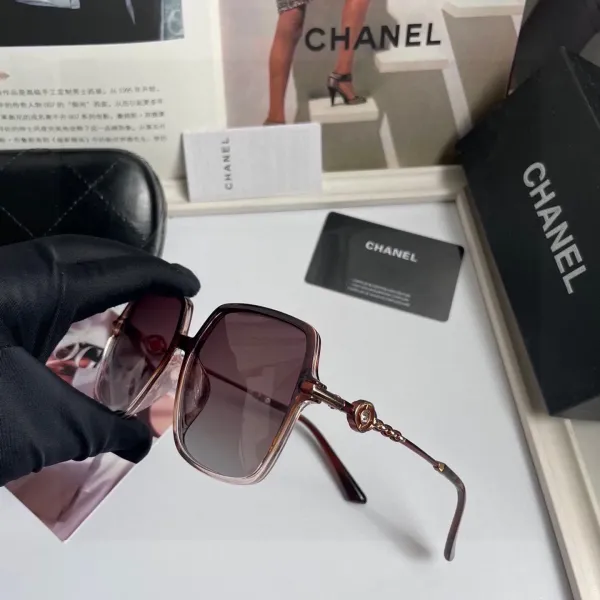 CHANEL( シャネル) サングラス 2475