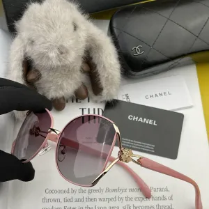 CHANEL( シャネル) サングラス 2475